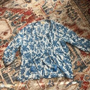 Elie Tahari Blue Leaf Print on White